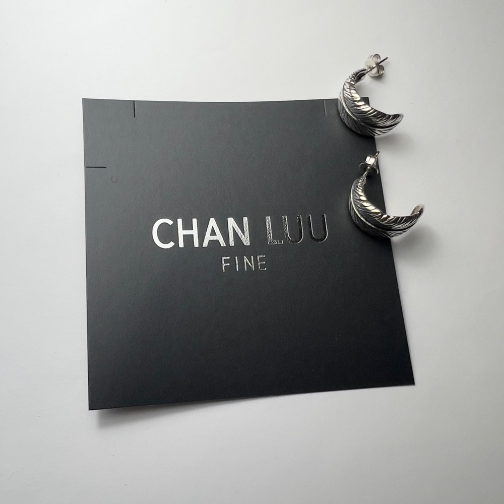New Chan Luu Feather earrings 925 sterling silver handcarved huggie hoop stud